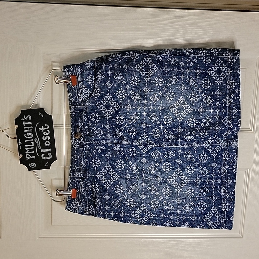 Christopher & Banks 4 Denim Skort Blue White